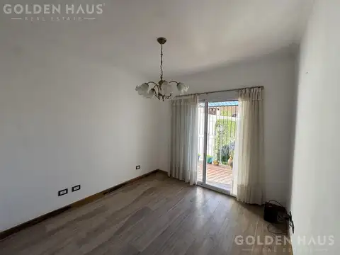 Casa en Venta en Bernal, USD 189.000