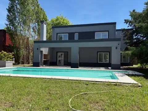 OPORTUNIDAD!!! Venta de casa  estrenar  en  Boca Ratón