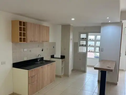 Departamento en Alquiler con 1 cochera