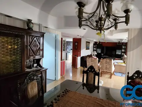 Departamento 5 ambientes con 3 baños