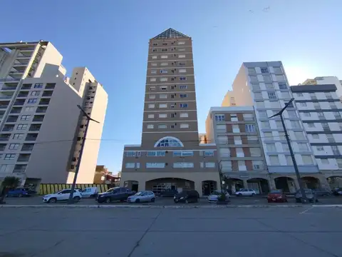 Venta Departamento Frente al Mar Piso 14 C/Cochera