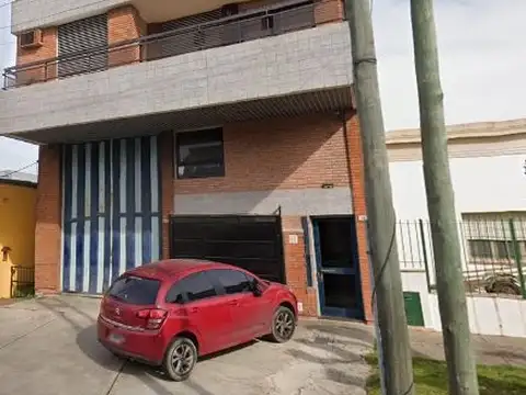 LARREA 1600