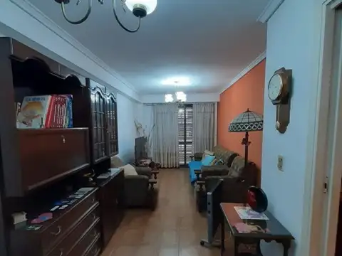 Piso en Quilmes Oeste centro.