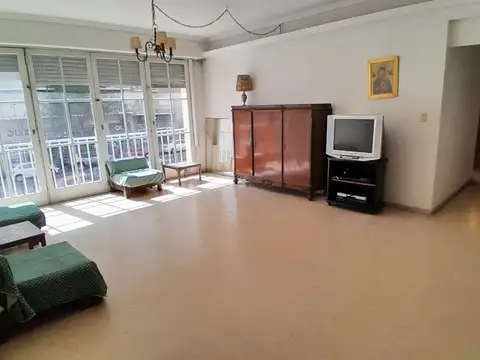 Departamento en Venta de 4 dormitorios