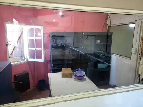 Local en Alquiler en Longchamps, USD 1.300.000