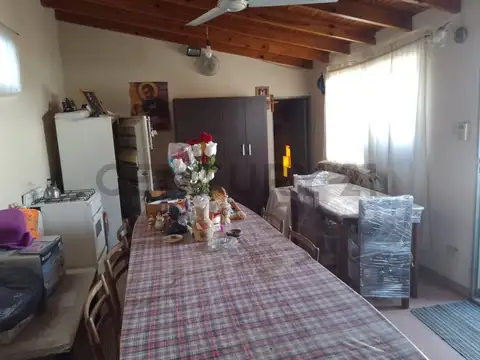 PH al frente, 3 ambientes con quincho y terraza