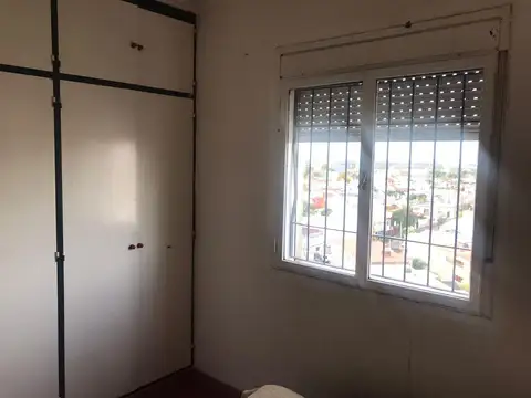 DPTO 3 DORMITORIOS - EXCELENTE VISTA AL RIO