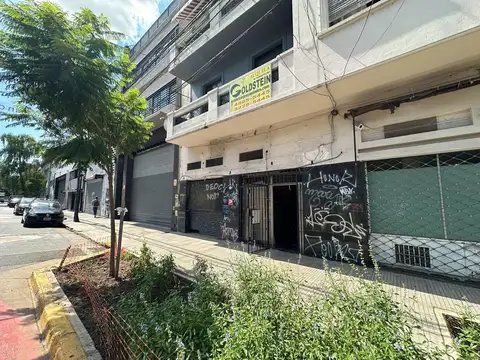 VENTA LOCAL CON RENTA GASTRONOMIA 160m2 (+ CUOTAS)