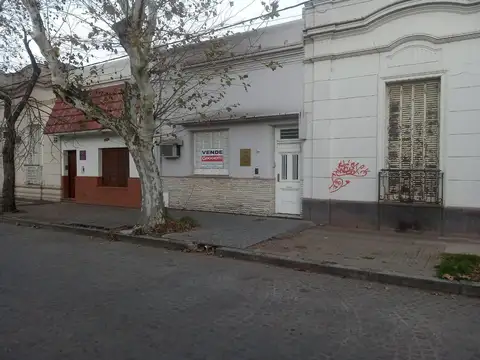 Casa - Barrio 30 de Octubre