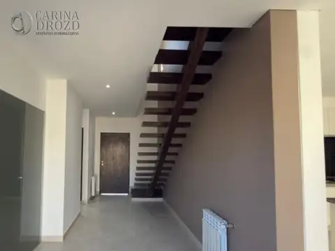 Casa en Alquiler al Norte