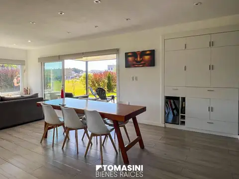 CHALET DE 4 AMBIENTES EN RUMENCO JOVEN