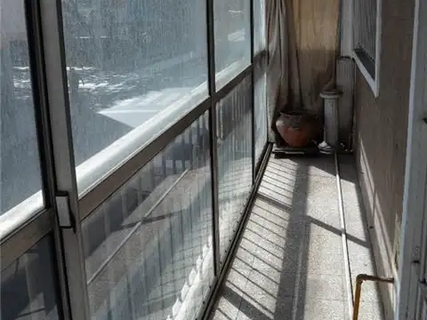 Viamonte 2200, Piso 1