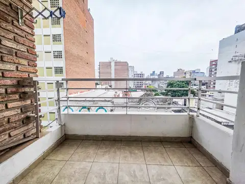 VENTA - Departamento de 2 dormitorios al frente, Centro - Rosario
