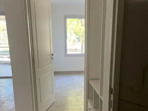 Departamento en Venta en Los Pinares Country Club, USD 78.000