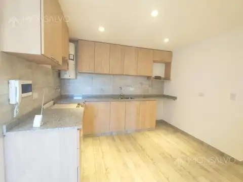 Departamento en Venta en Jose Leon Suarez, USD 59.000