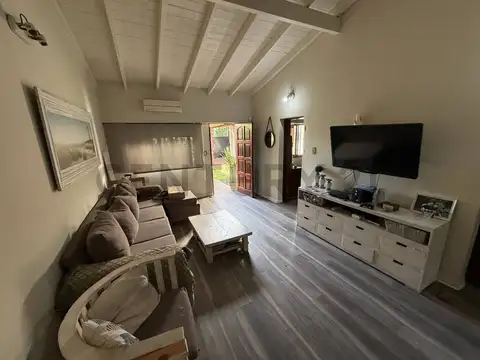 CASA 3 AMBIENTES CON PATIO, TERRAZA Y COCHERA EN SAN JUSTO