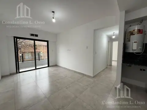 Departamento tres ambientes - con cochera - Lanusita