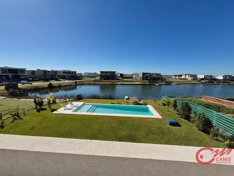 Casa en Venta en Belen de Escobar, USD 695.000