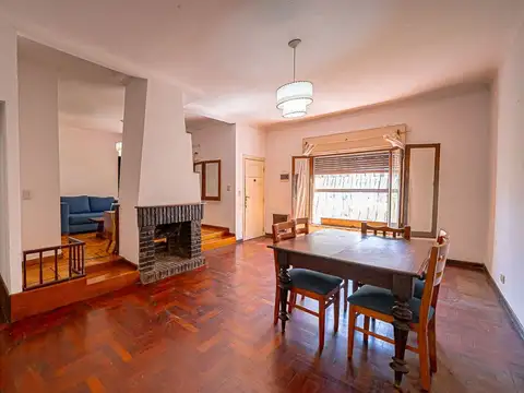 Casa 4 ambientes con 3 baños