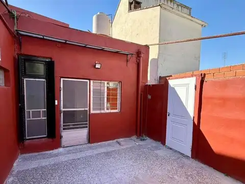 Depto Tipo Casa en Alquiler de 3 ambientes