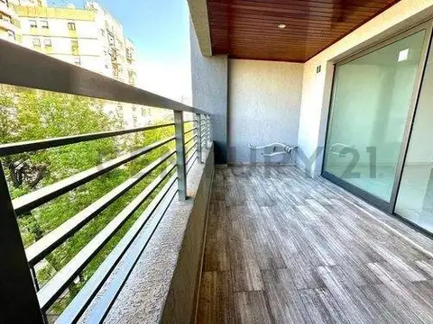 Avenida Escalada 1100, Piso 0