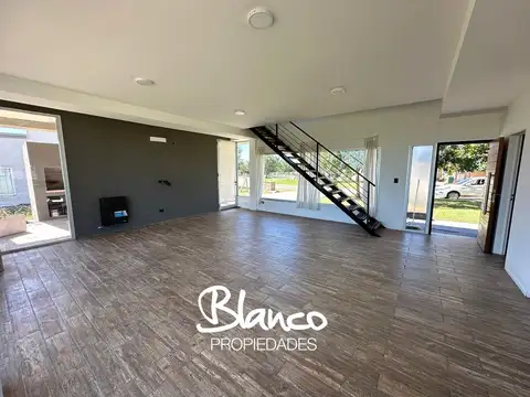 Casa en Venta en San Sebastian, USD 210.000