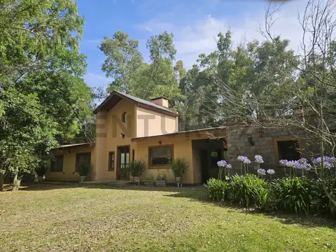Venta de Casa en Los Bosquecitos, Brandsen
