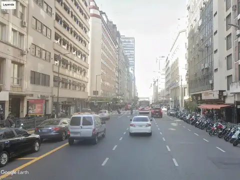 Avenida Corrientes e/ San Martín y Florida