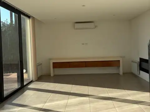 Casa en Alquiler en La Plata, USD 2.900