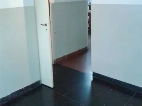 Casa 6 ambientes con 3 baños
