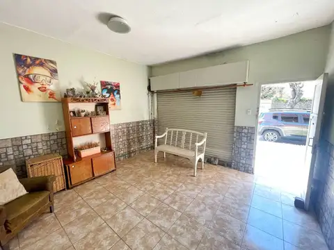 Casa 3 ambientes con 2 baños