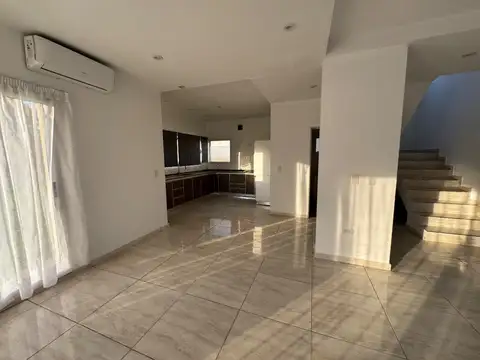 VENTA DE CASA EN SANTA INES CANNING
