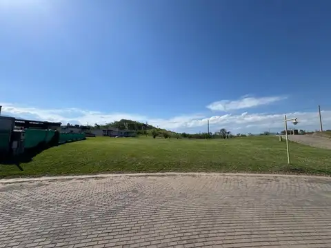 VENTA TERRENO CENTRAL PRADERAS DEL NOGAL