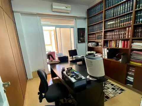 Oficina en Venta en Tribunales, USD 49.500