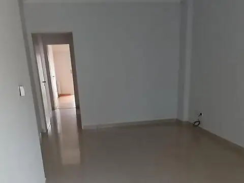 Departamento dos ambientes  en  Lanus  - Alquiler