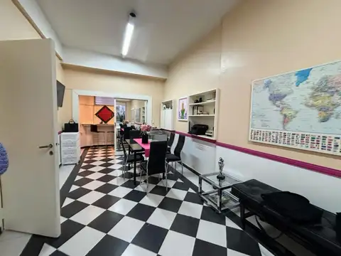 Amplio loft de 2 dormitorios – Obelisco | 1 baño y 1 aseo