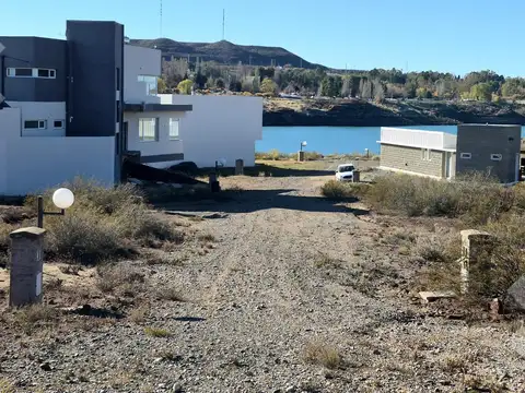 VENTA Terreno en Villa El Chocon / AGUAMANSA, vista al lago