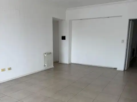 Departamento en Alquiler con 2 cocheras