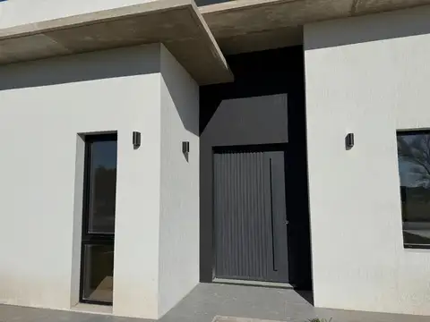Casa en Venta en La Reja, USD 325.000