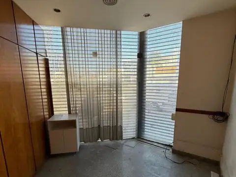 Local en Venta en Sarandi, USD 180.000