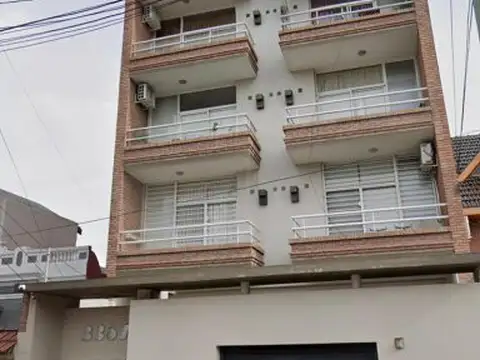 DEPARTAMENTO 2 AMBIENTES CON BALCON Y AA