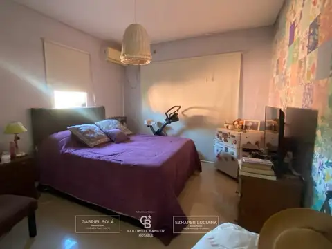 Casa 5 ambientes con 3 baños