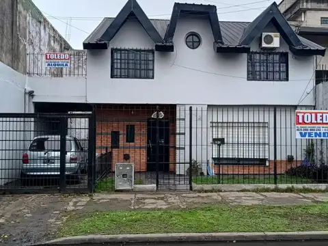 Casa en venta en Moron