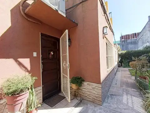 Depto Tipo Casa en Venta de Monoambiente
