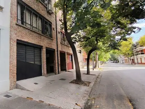 VENTA CASA 5 AMB COCHERA PATIO BARRACAS CREDITO