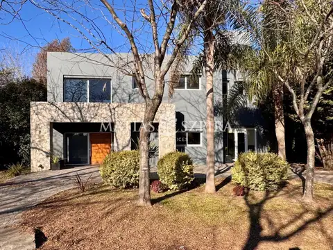 Casa en Venta de 3 dormitorios