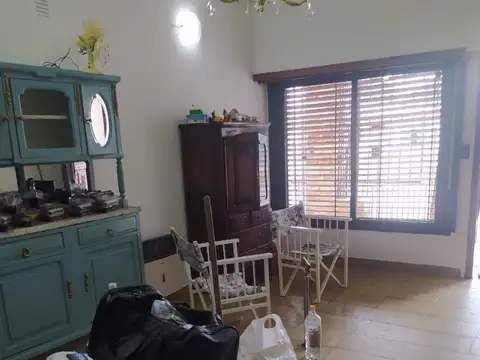 Casa de 3 ambientes en Merlo