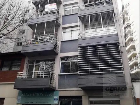 Departamento 1 ambiente con balcón - Flores