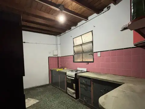 Depto Tipo Casa en Venta en Moron Sur, USD 65.000