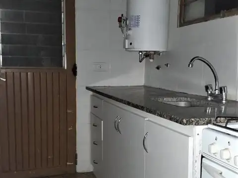 Local - Manuel B Gonnet